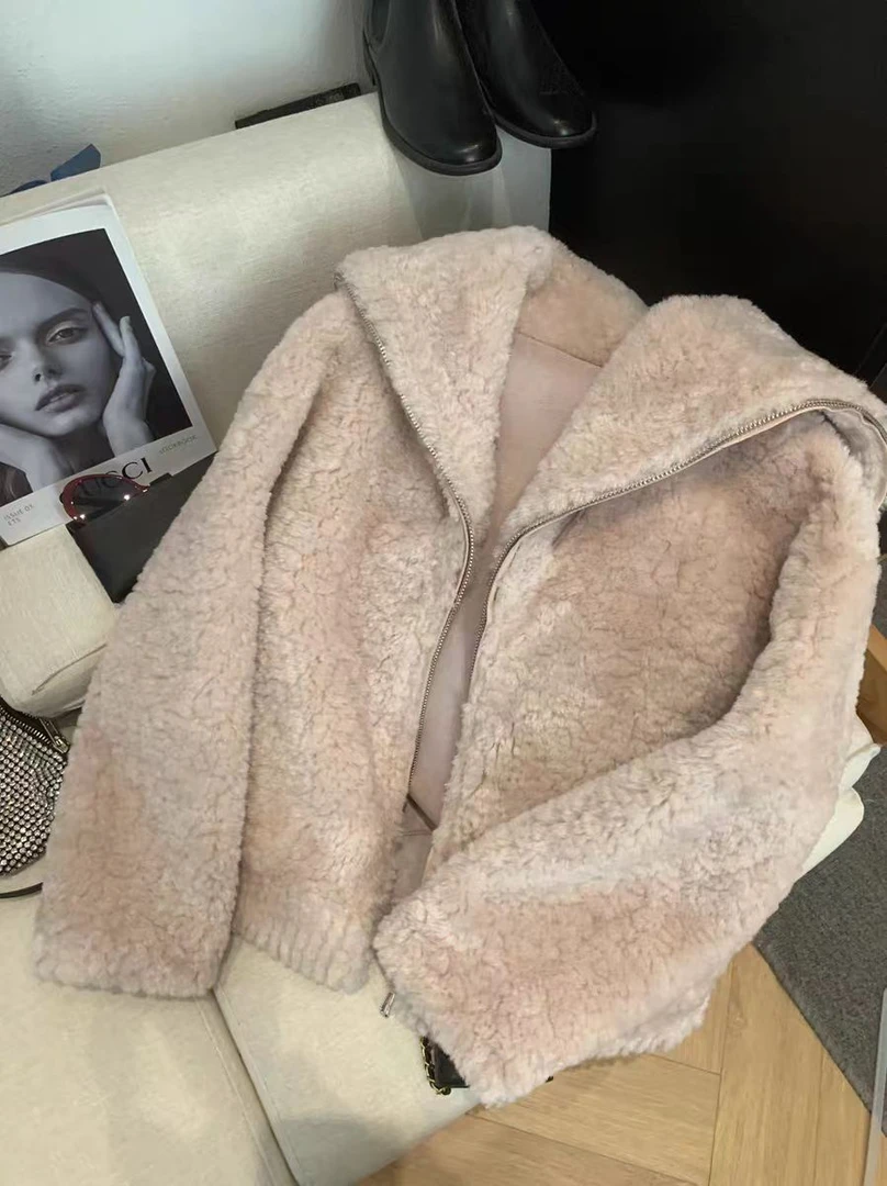 韩版时尚大翻领拉链皮毛一体羊羔毛外套女保暖上衣短款潮
