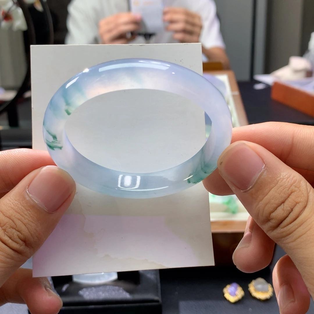 翡翠未镶嵌手镯贵妃1号