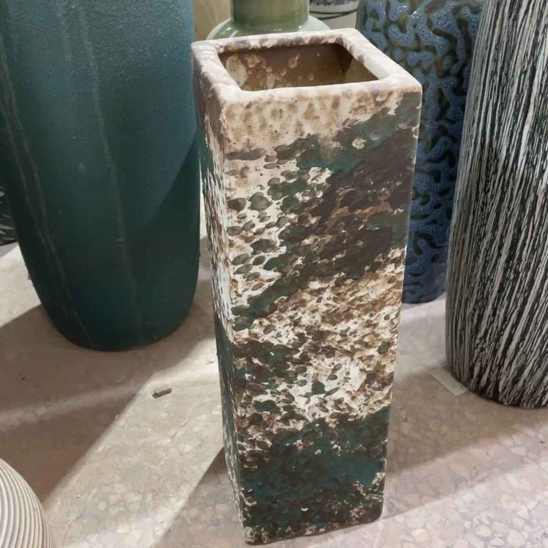 陶瓷高度36口9有孔瑕疵