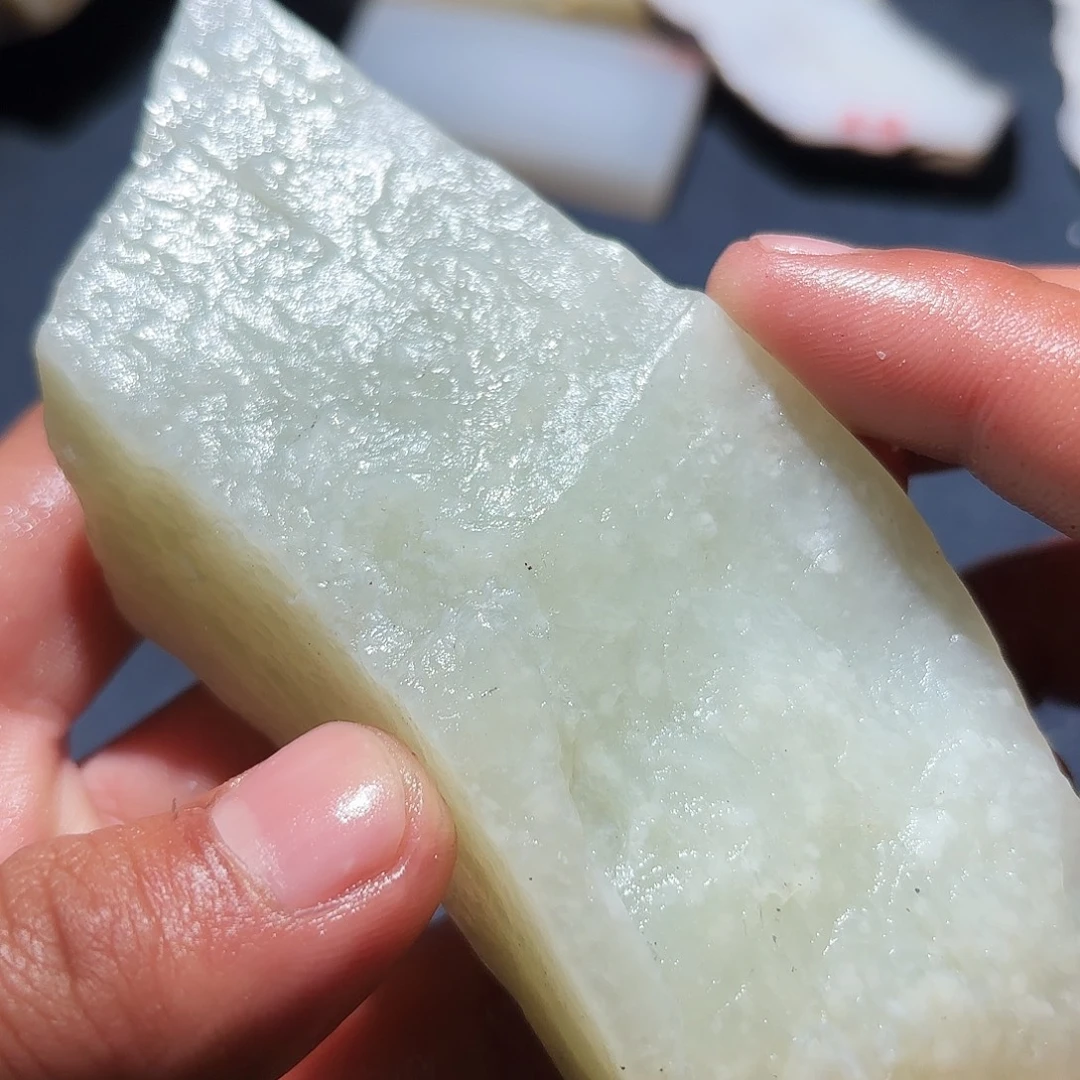 和田玉未镶嵌珠宝奇石