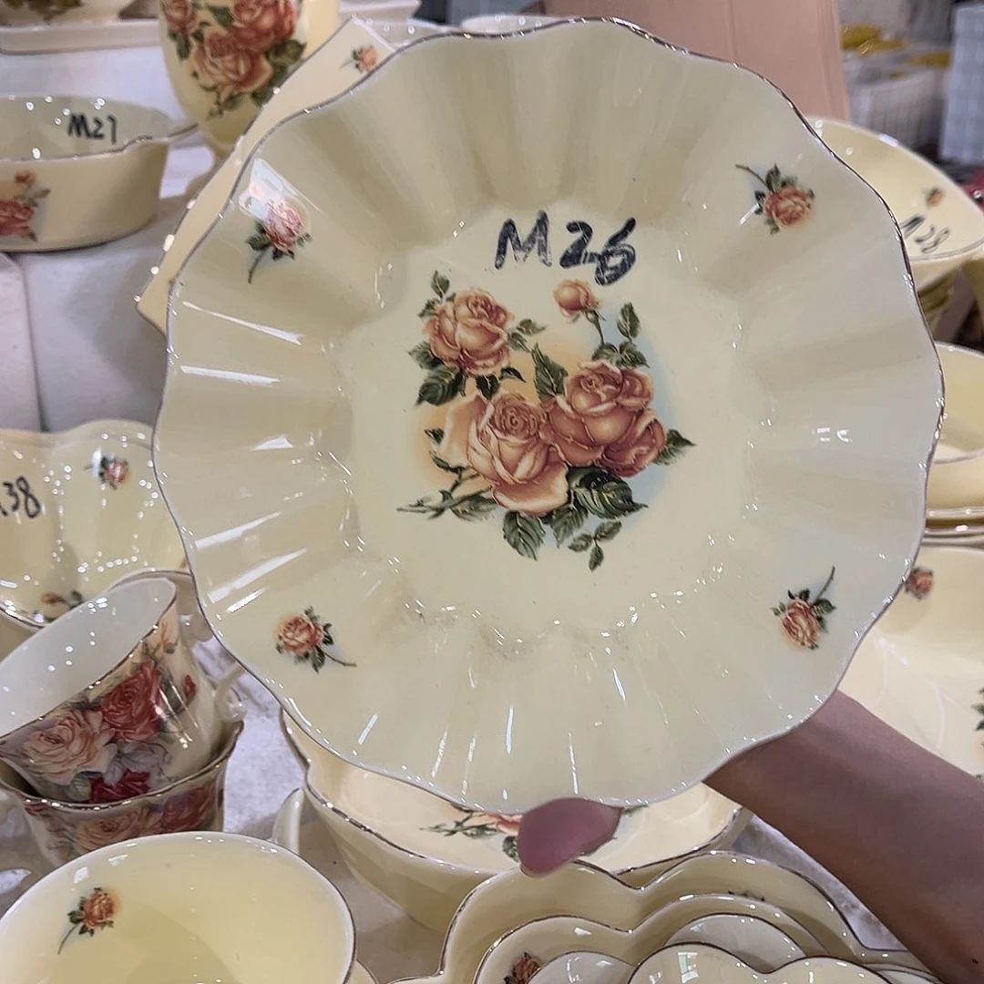 星博陶瓷有限公司2个