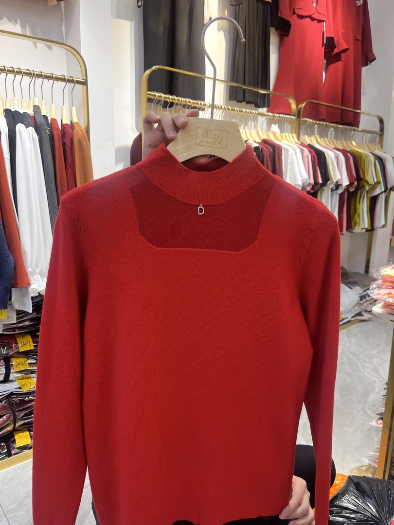 红色拼接毛衣针织