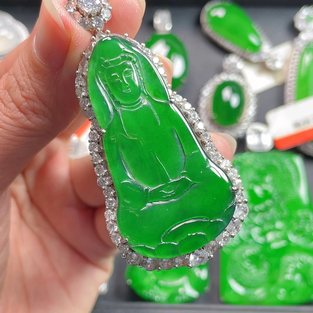 吊坠(不含链)未镶嵌翡翠