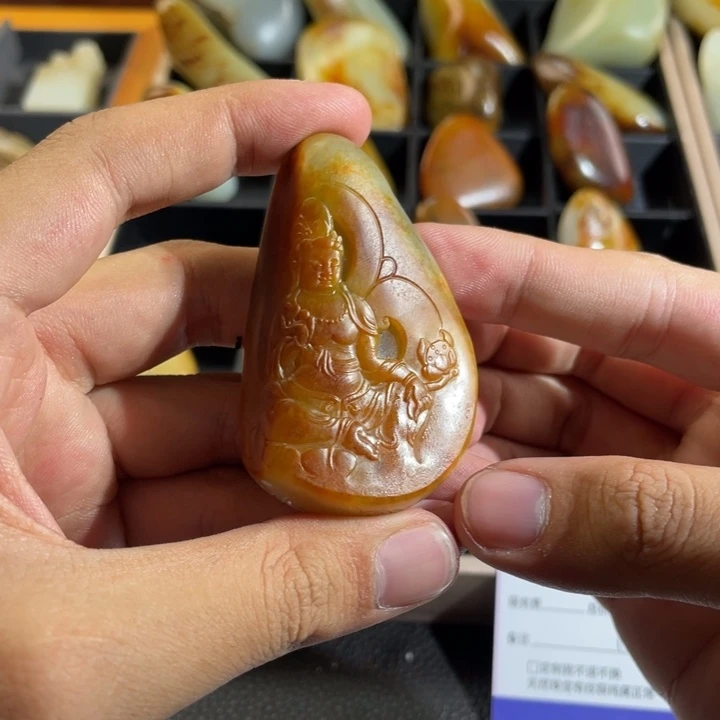 和田玉未镶嵌挂件喵****强