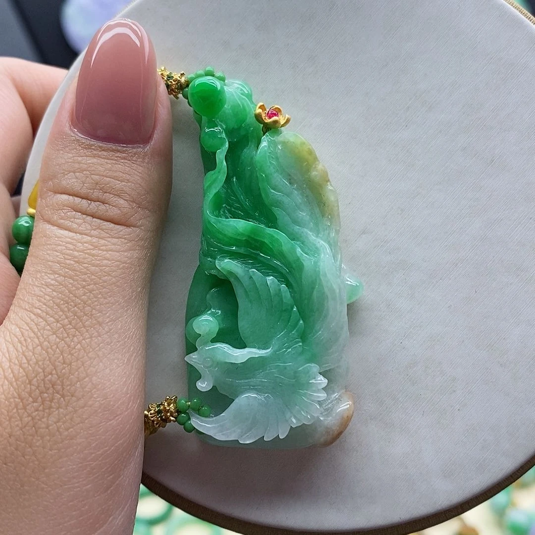 翡翠未镶嵌吊坠(不含链)