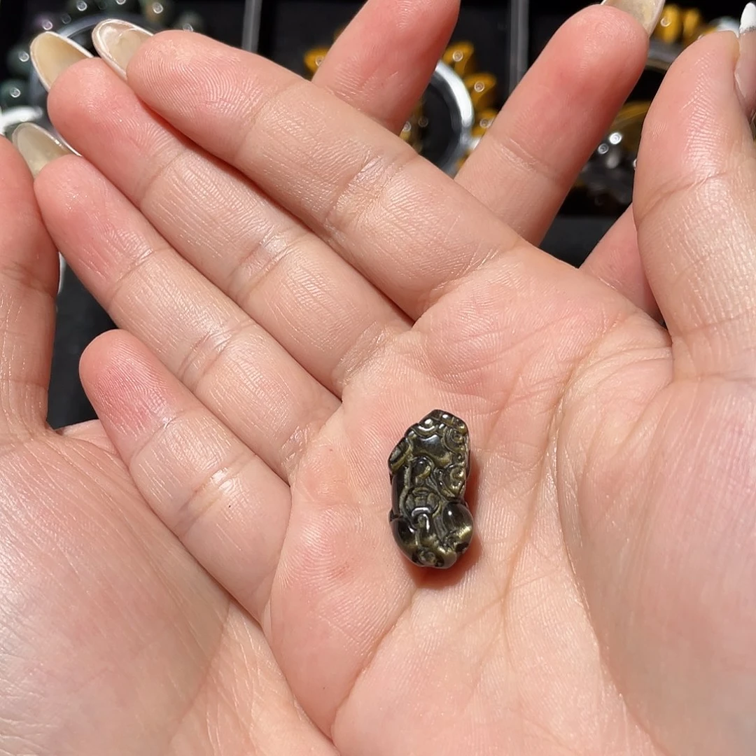 宇***桥黑曜岩未镶嵌吊坠(不含链)