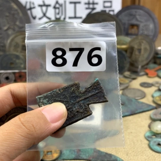 春***象铜现代文创工艺品