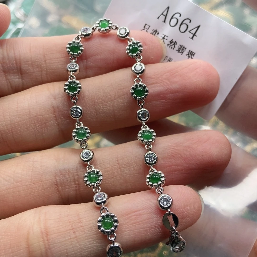 【闪购商品】翡翠未镶嵌吊坠(不含链)