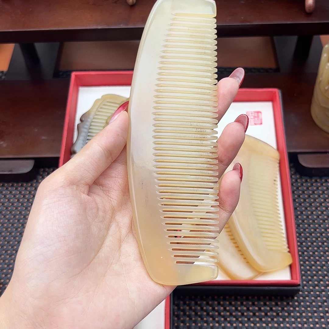 手工制作纯牛角梳子