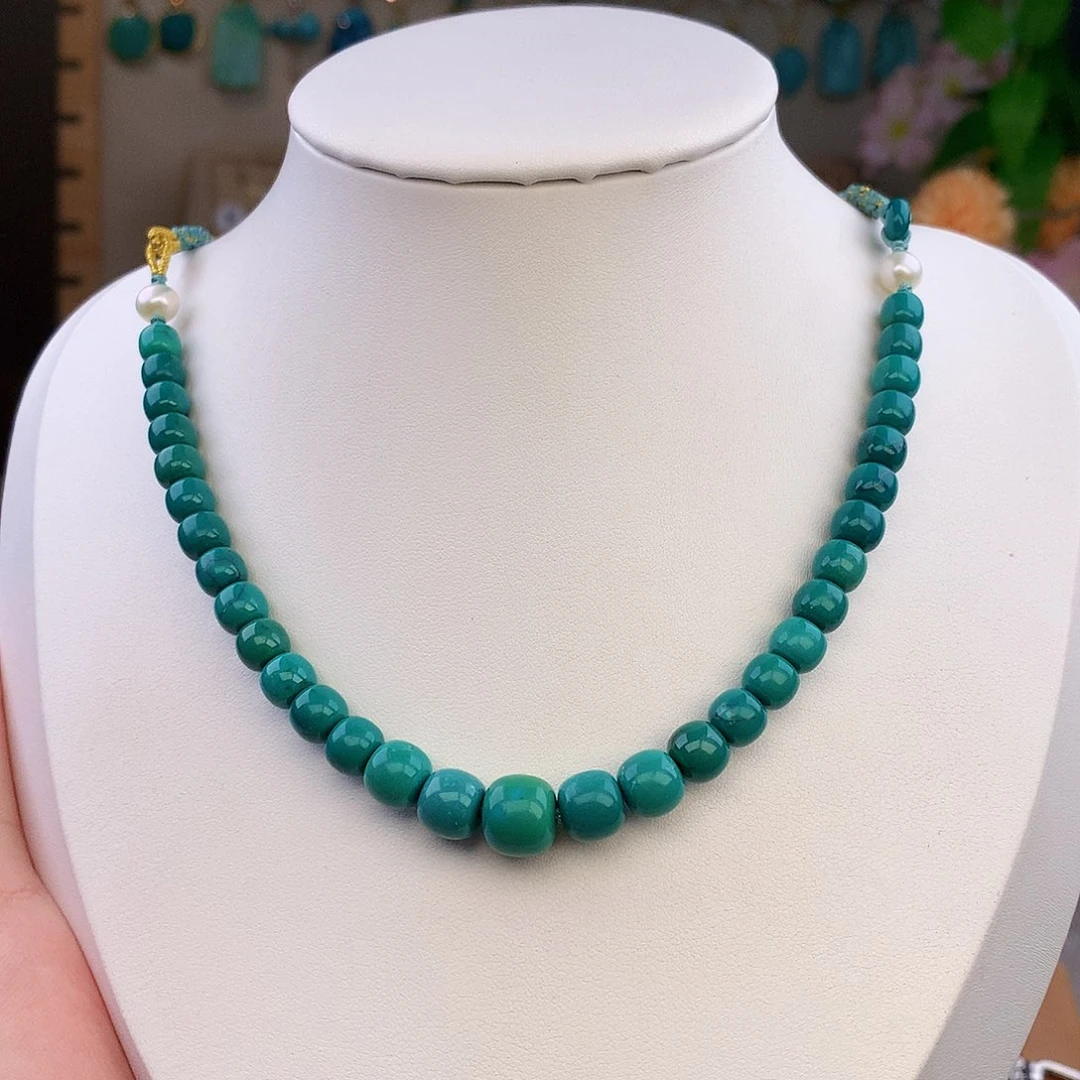 绿松石未镶嵌颈饰