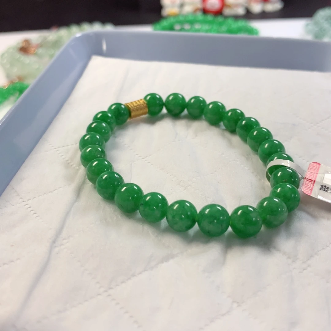 六***1翡翠未镶嵌颈饰手串