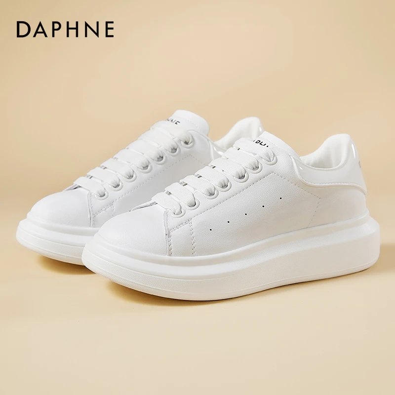 Daphne/达芙妮2025秋季爆款时尚百搭琥珀流光小白鞋厚底增高女鞋