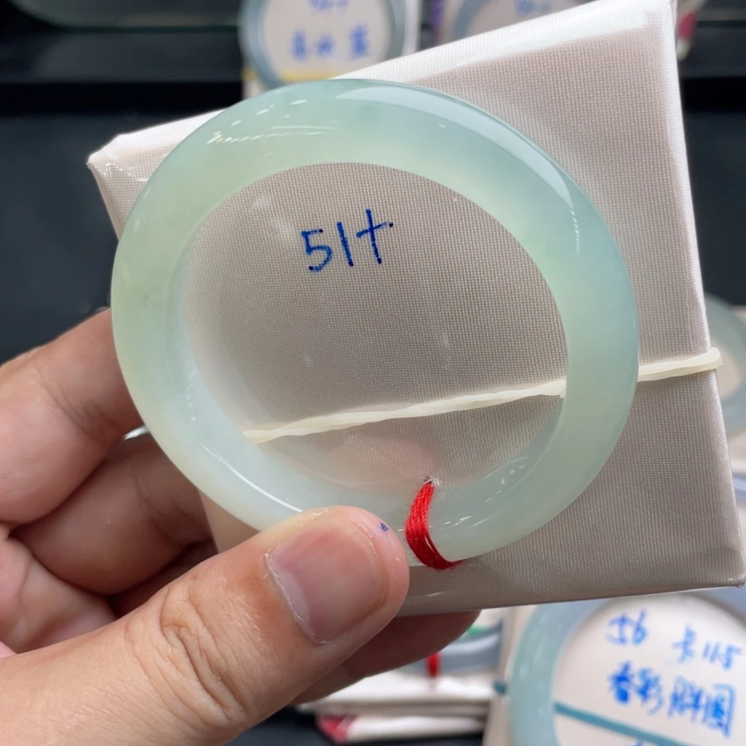 未镶嵌手镯翡翠翡翠手镯