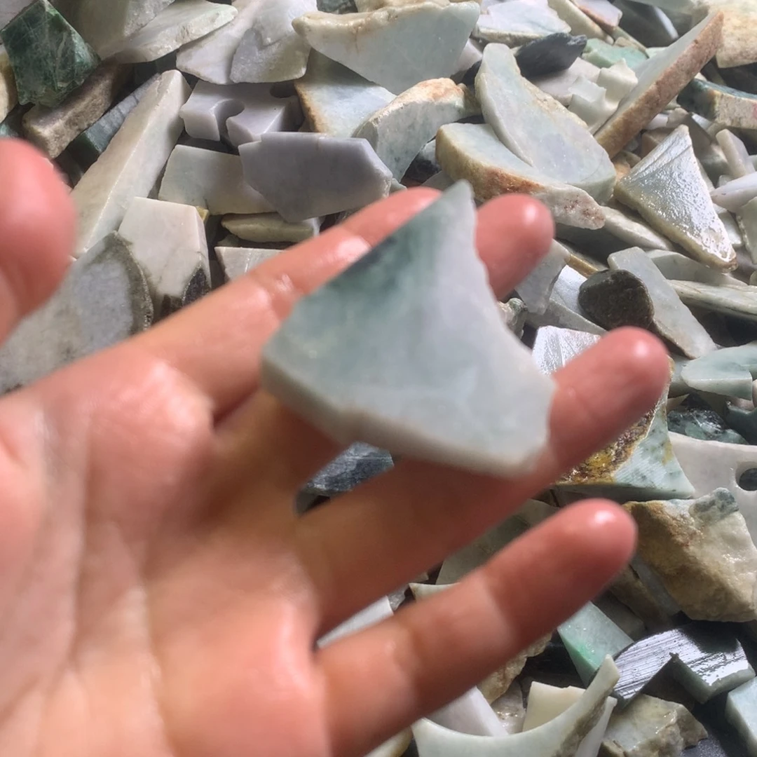 翡翠颈饰未镶嵌缅甸翡翠