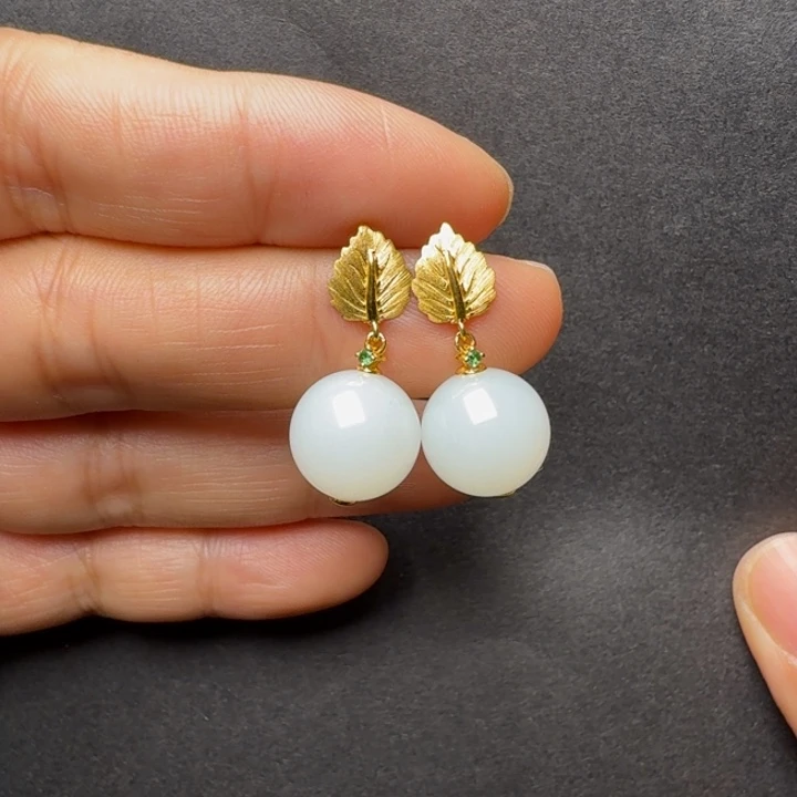 和田玉18K金镶嵌耳饰