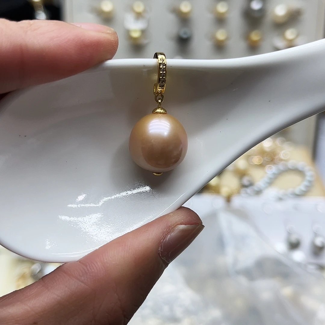 未镶嵌颈饰淡水珍珠