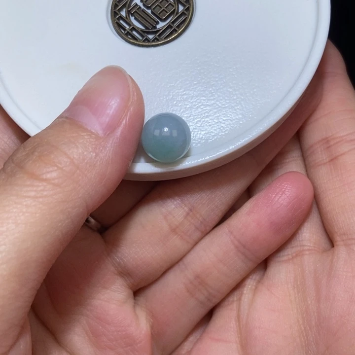 翡翠散珠卡10.1缅甸翡翠单珠（未打孔）