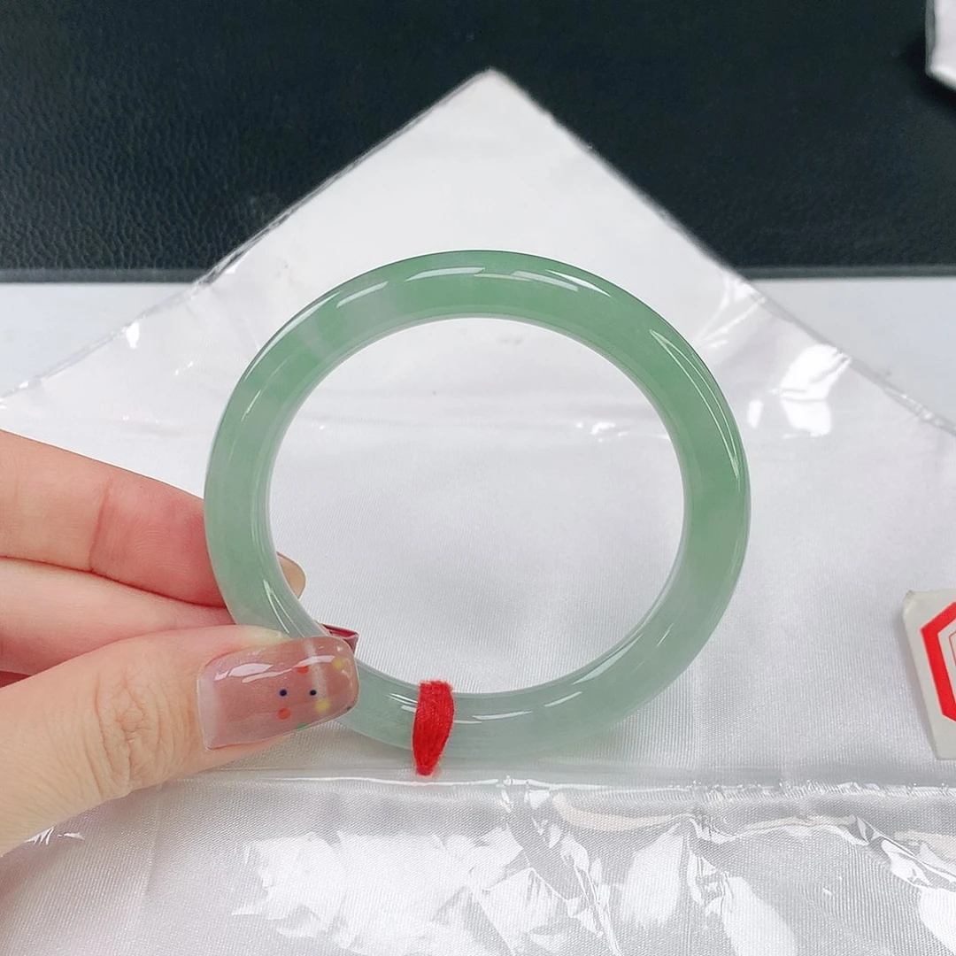 未镶嵌手镯翡翠612