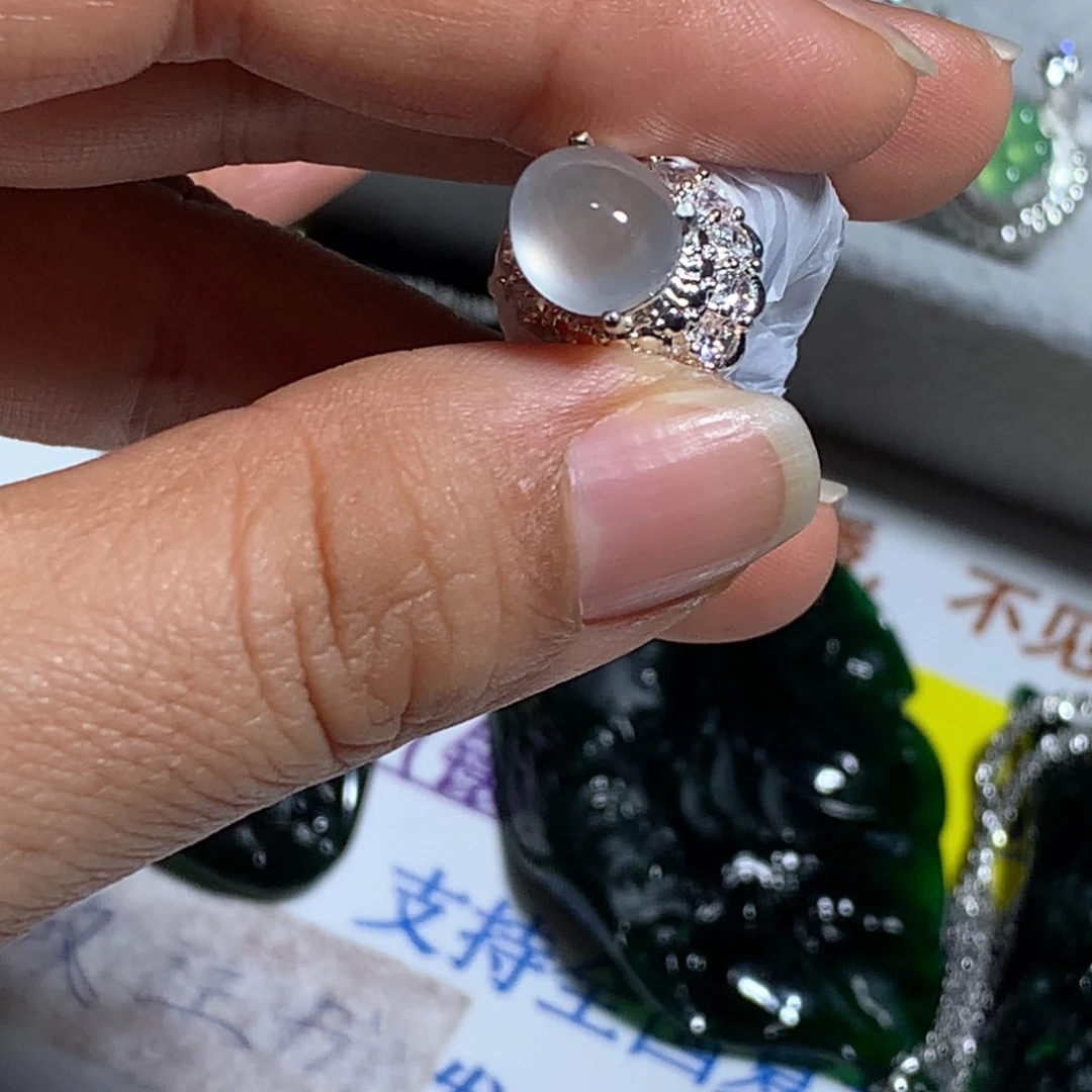 定制翡翠未镶嵌天然翡翠