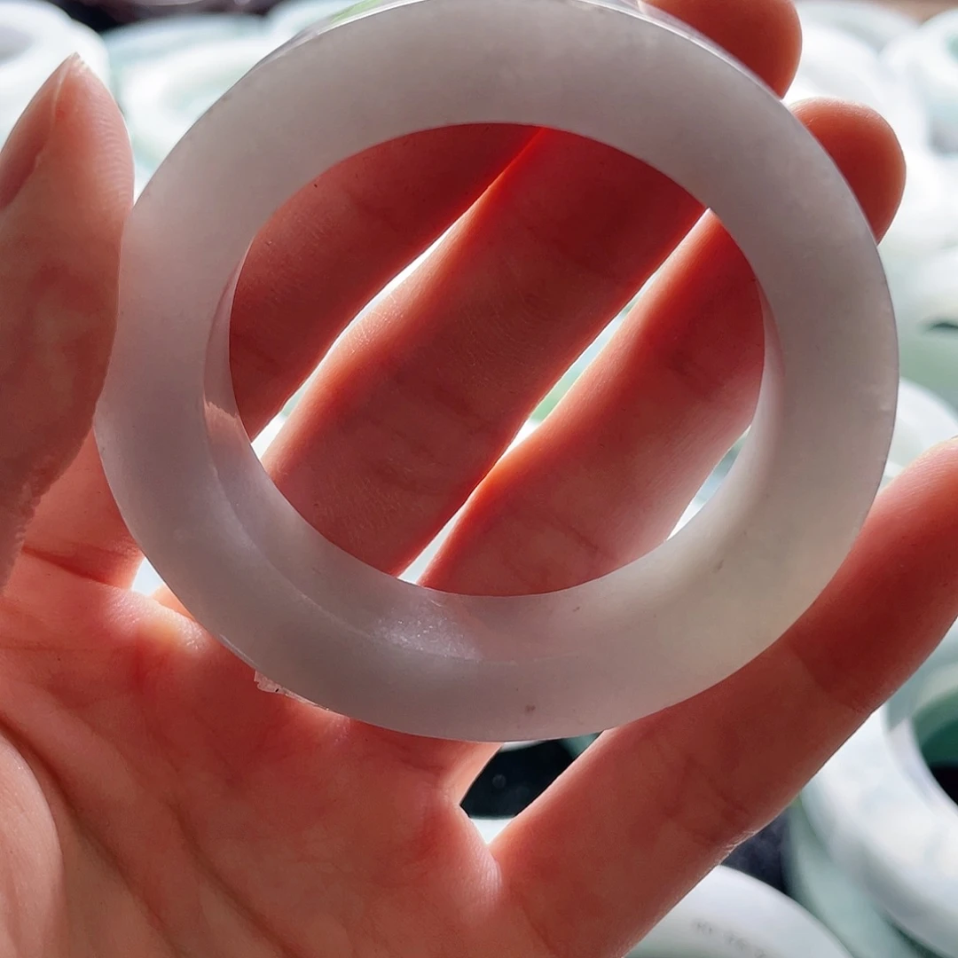 遇***欢定制翡翠未镶嵌A货