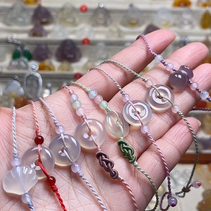 玛瑙/玉髓未镶嵌颈饰多样性发货 拍一发一 福利不退换哦