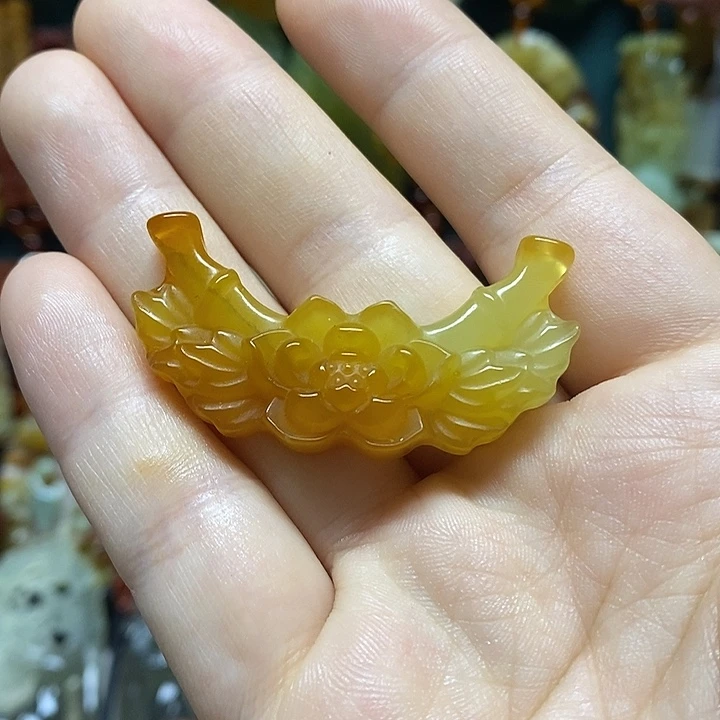 未镶嵌岫玉吊坠(赠链)