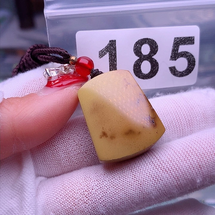 南红玛瑙珠宝奇石未镶嵌