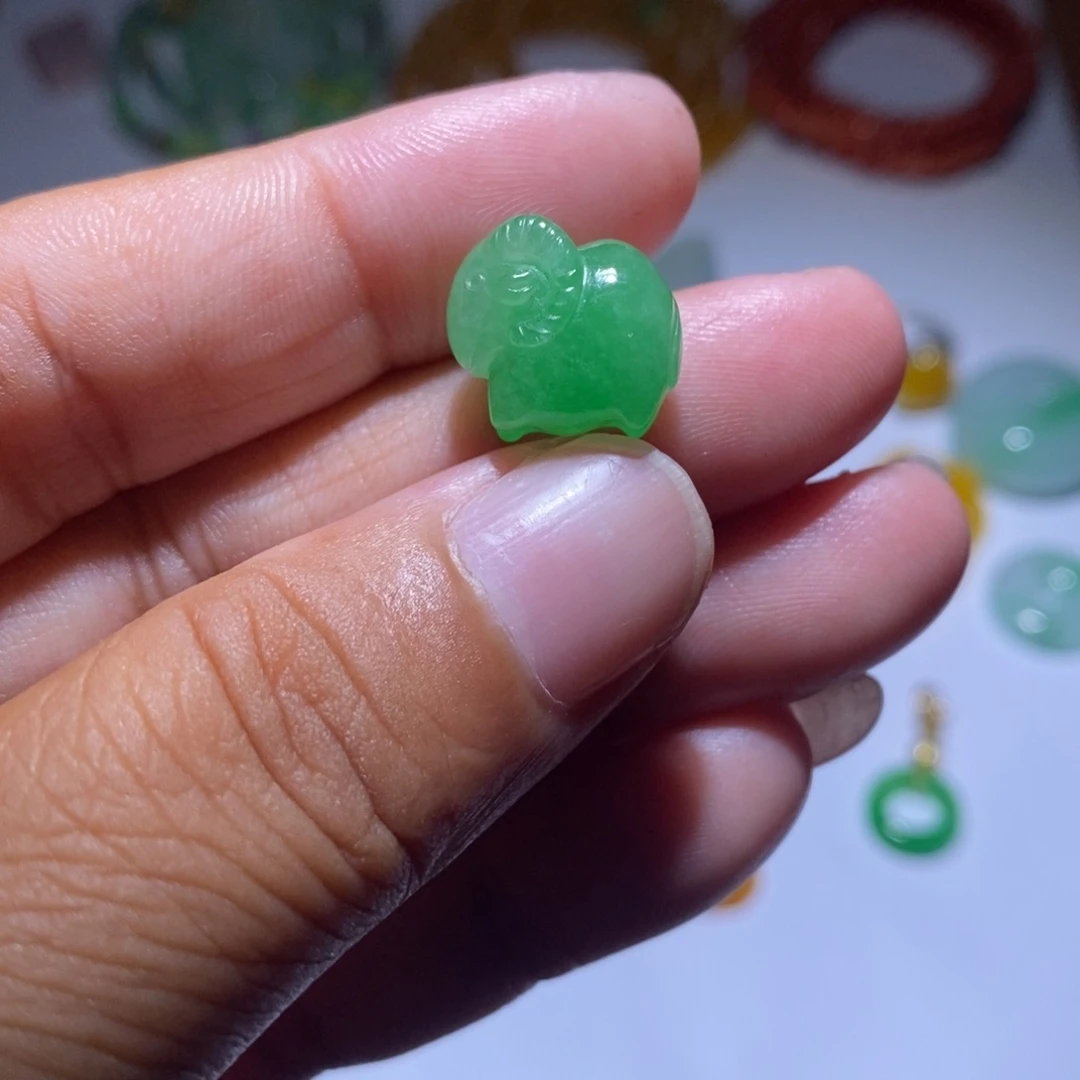 颈饰未镶嵌翡翠13