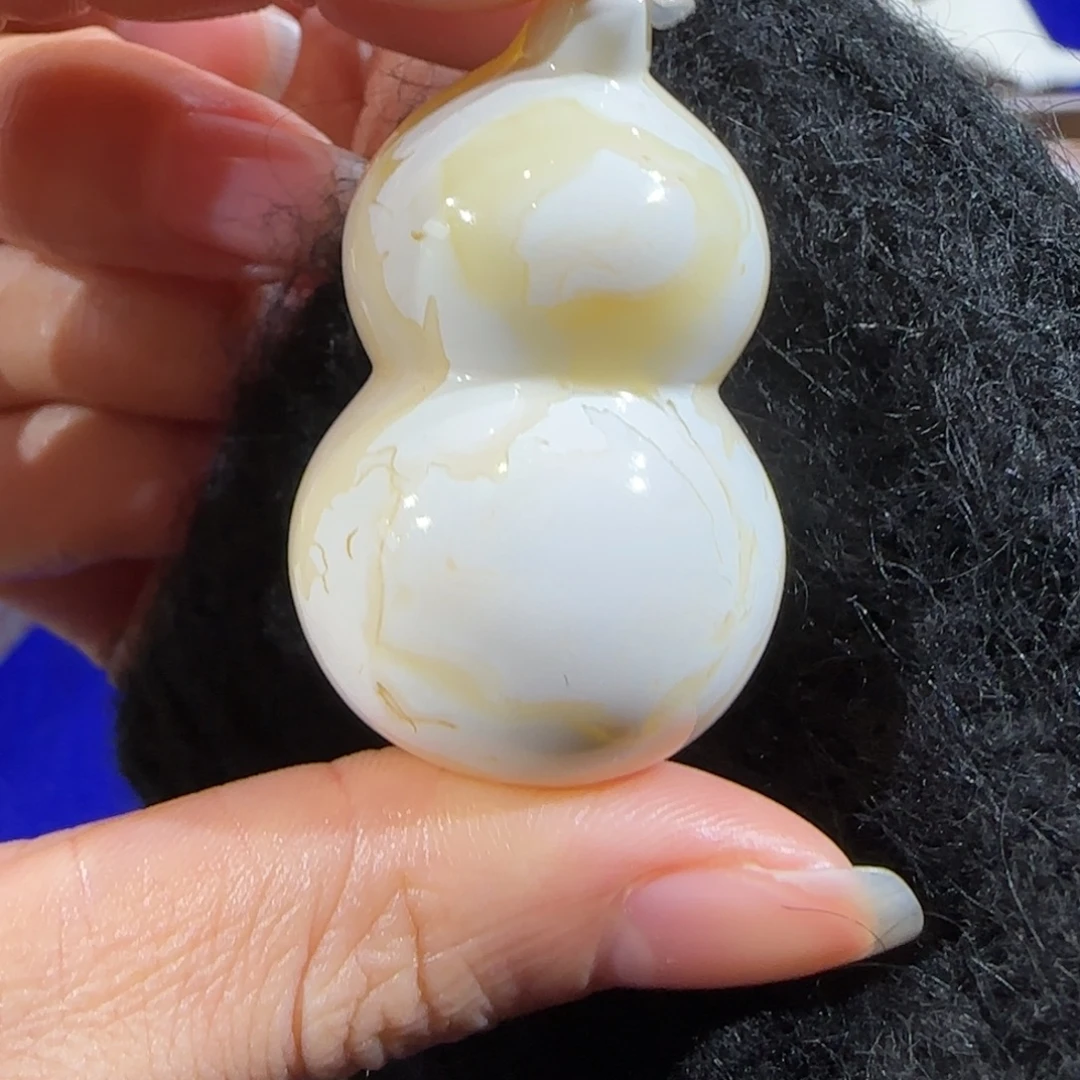 琥珀未镶嵌裸石蜜蜡