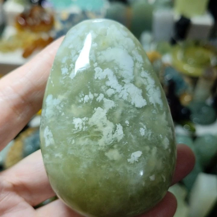 岫玉未镶嵌手把件