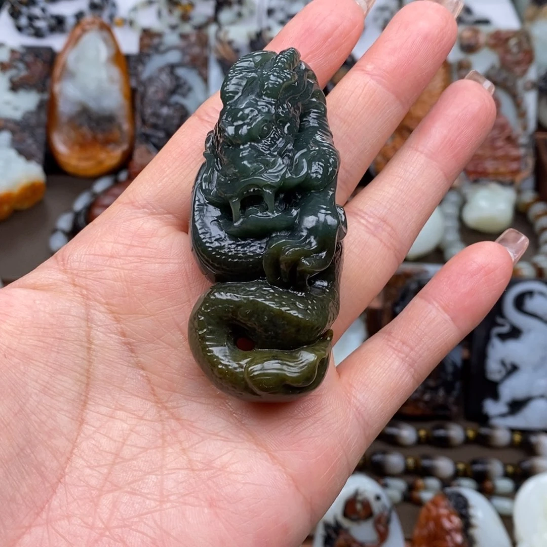 颈饰未镶嵌和田玉
