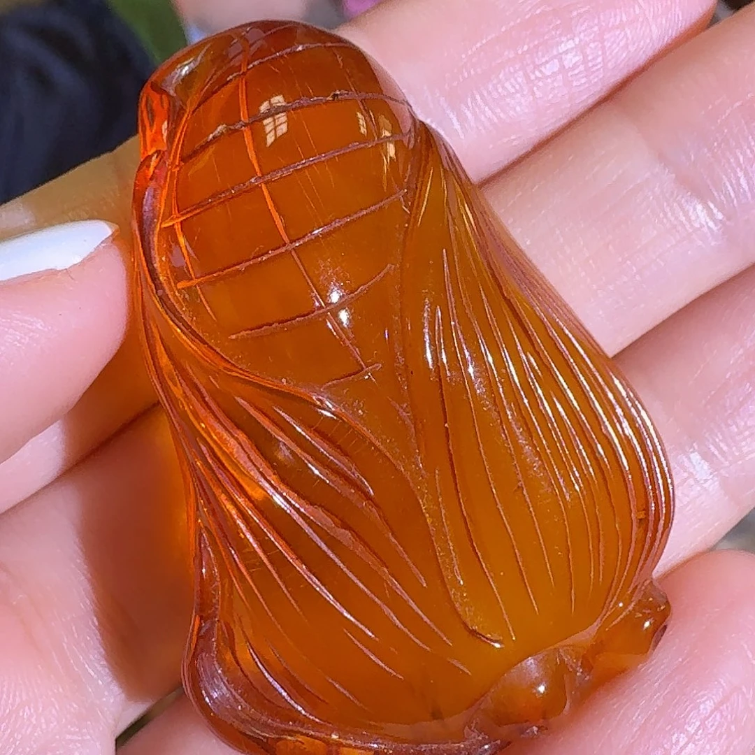 琥珀未镶嵌颈饰吊坠
