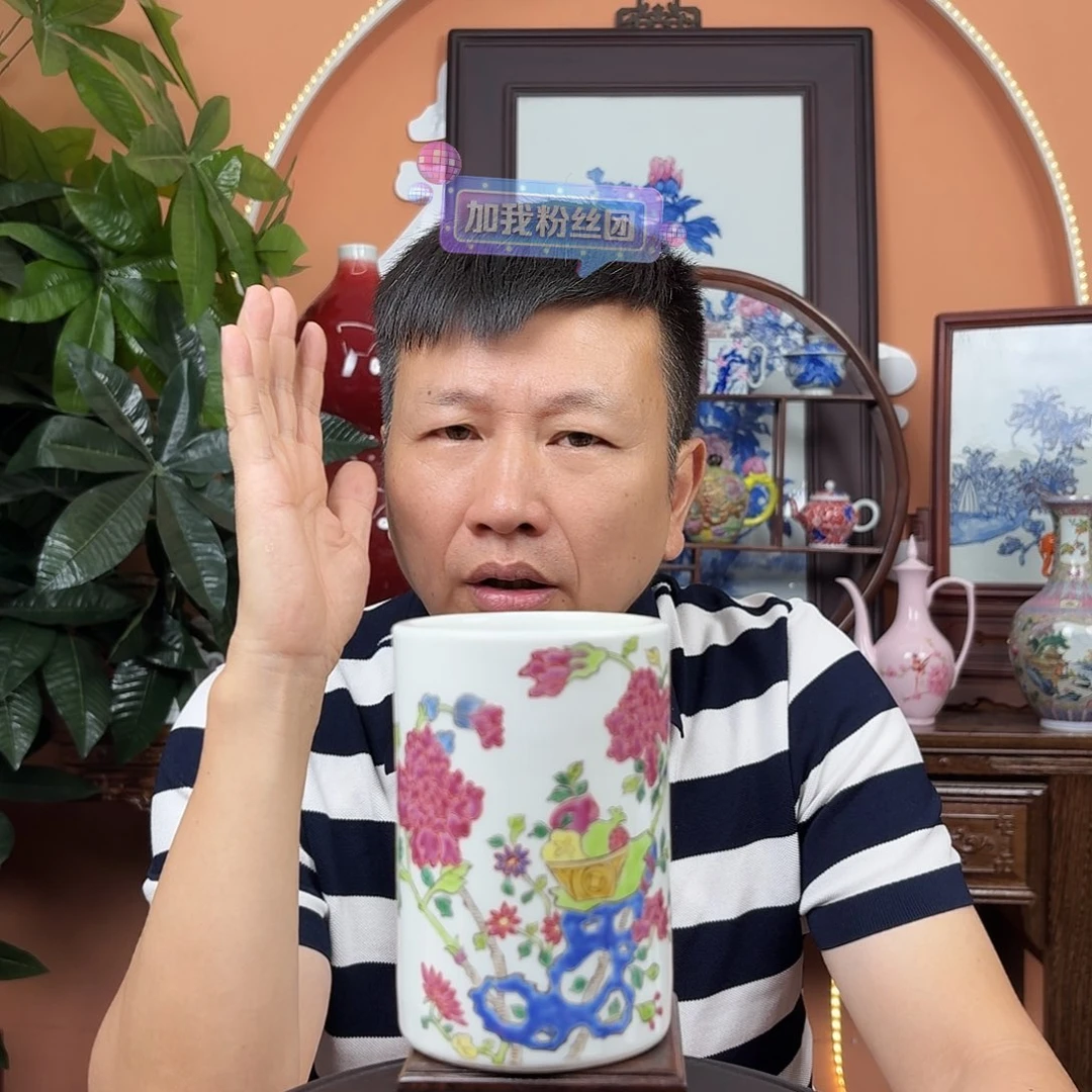 其他景德镇陶瓷手工笔筒