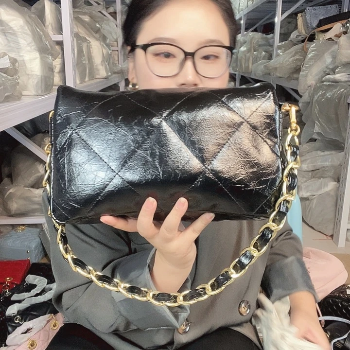 PU黄牛皮（革）PVC时尚潮流时尚