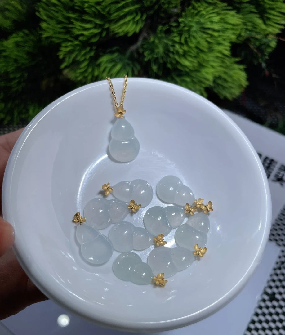 天然A货翡翠镶嵌葫芦吊坠不含链-00056992多样性发货发其一