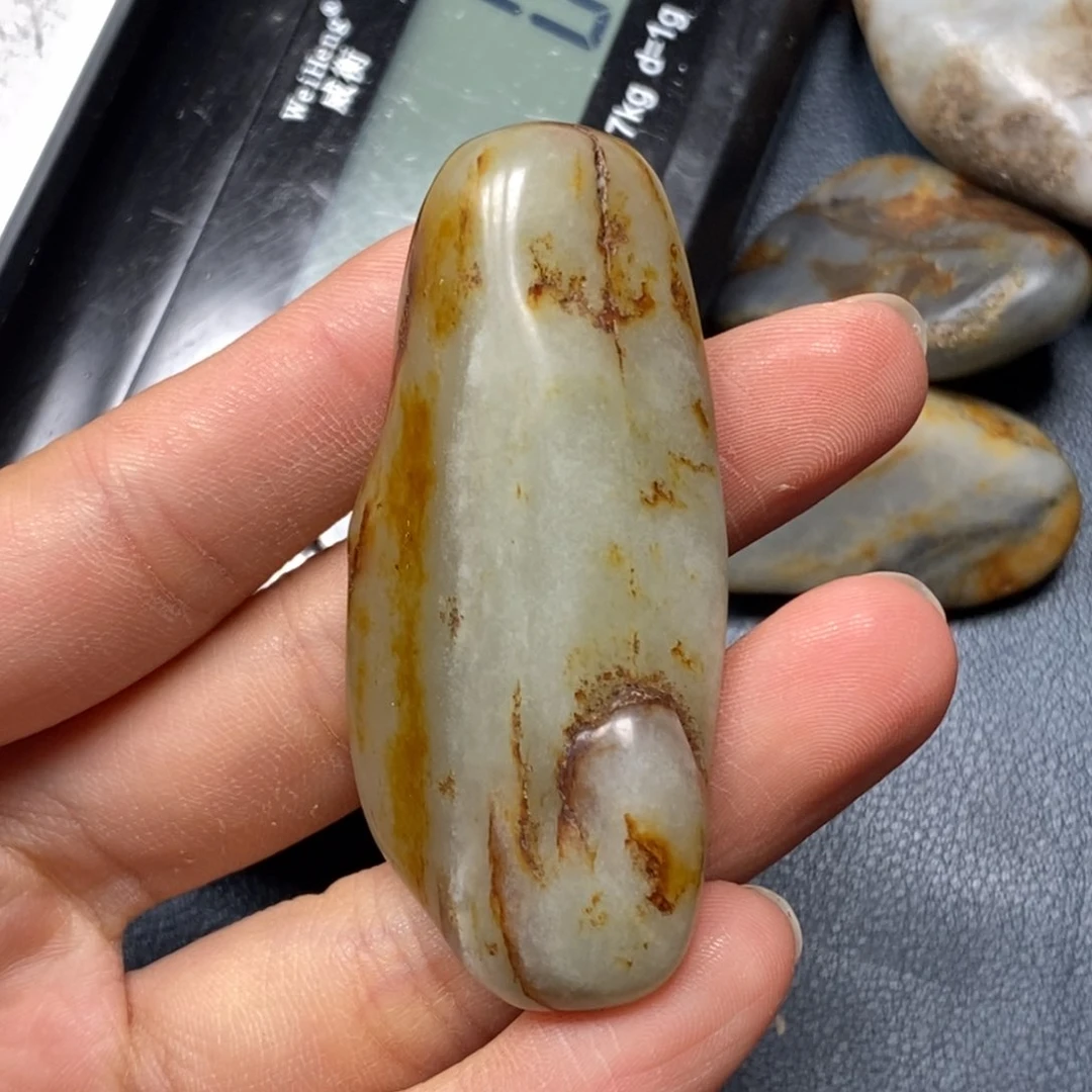 和田玉（糖玉）未镶嵌挂件