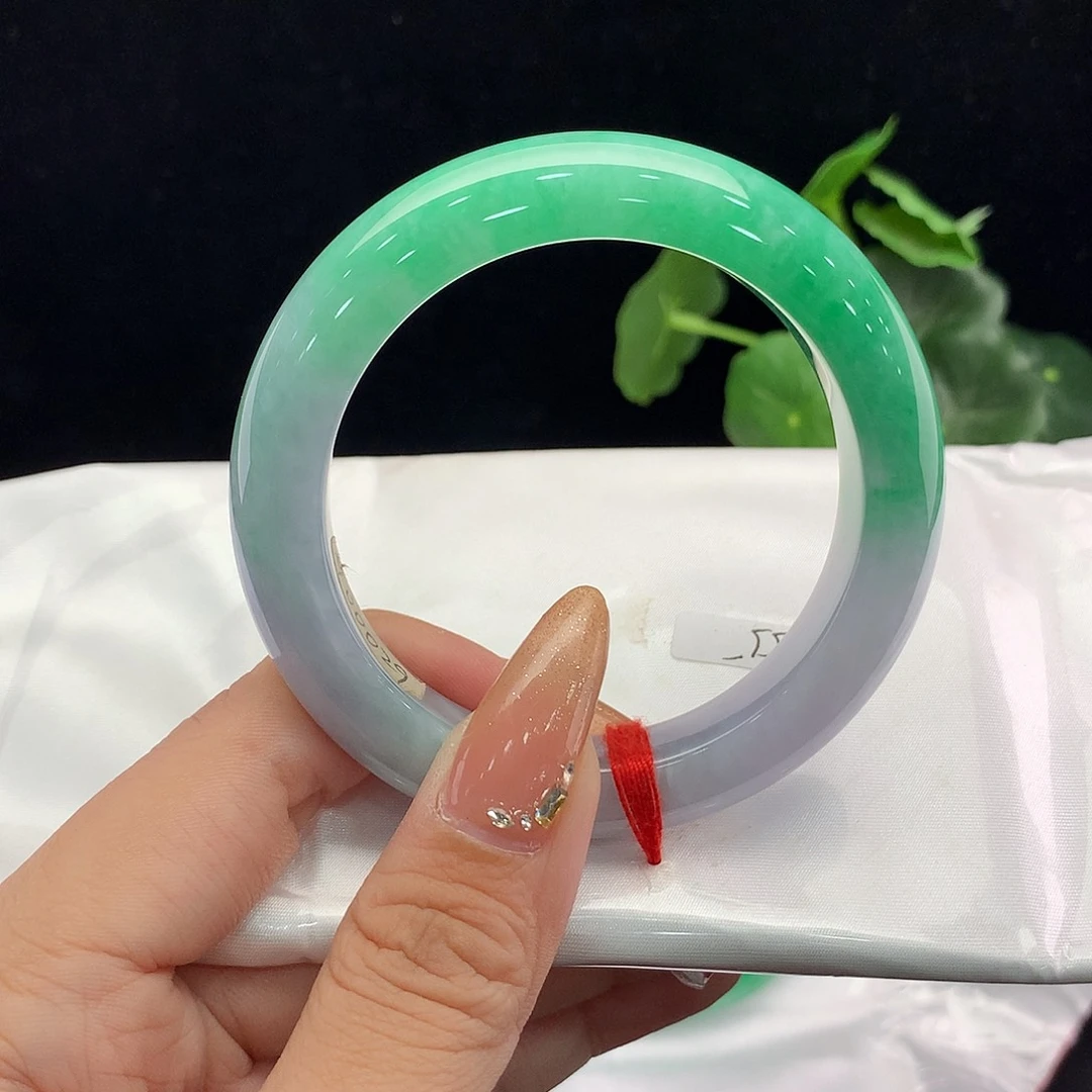 翡翠未镶嵌手镯正55