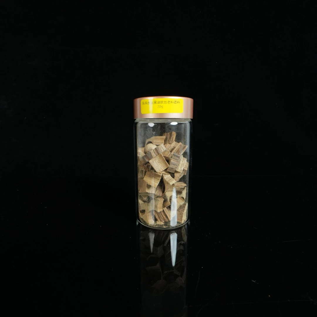 DY-B1565 马来西亚黄油软丝老料沉香香料 /  30g