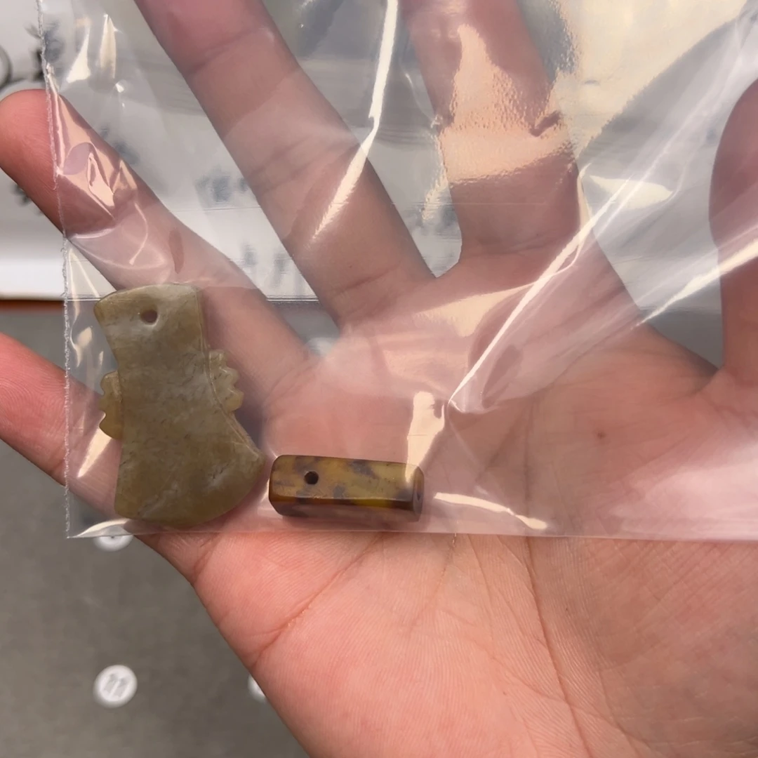 燃***哥岫岩河磨玉（透闪石质玉）未镶嵌颈饰