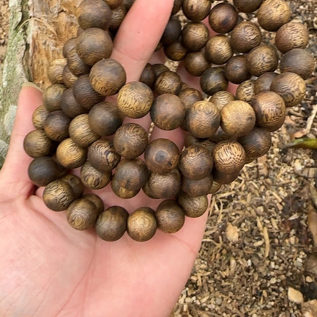 沉香碎屑沉香奇楠沉香圆珠单圈1.2-9g凹身多样性发一条