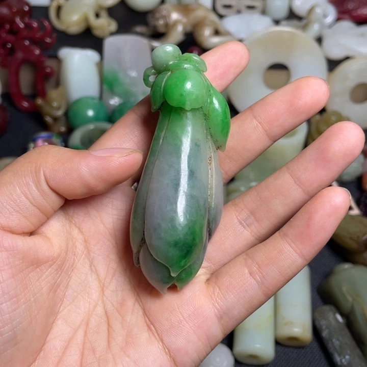 吊坠滴血莲花菩提