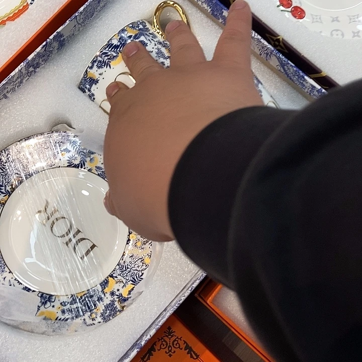 瓷片麦克风暴咖啡杯