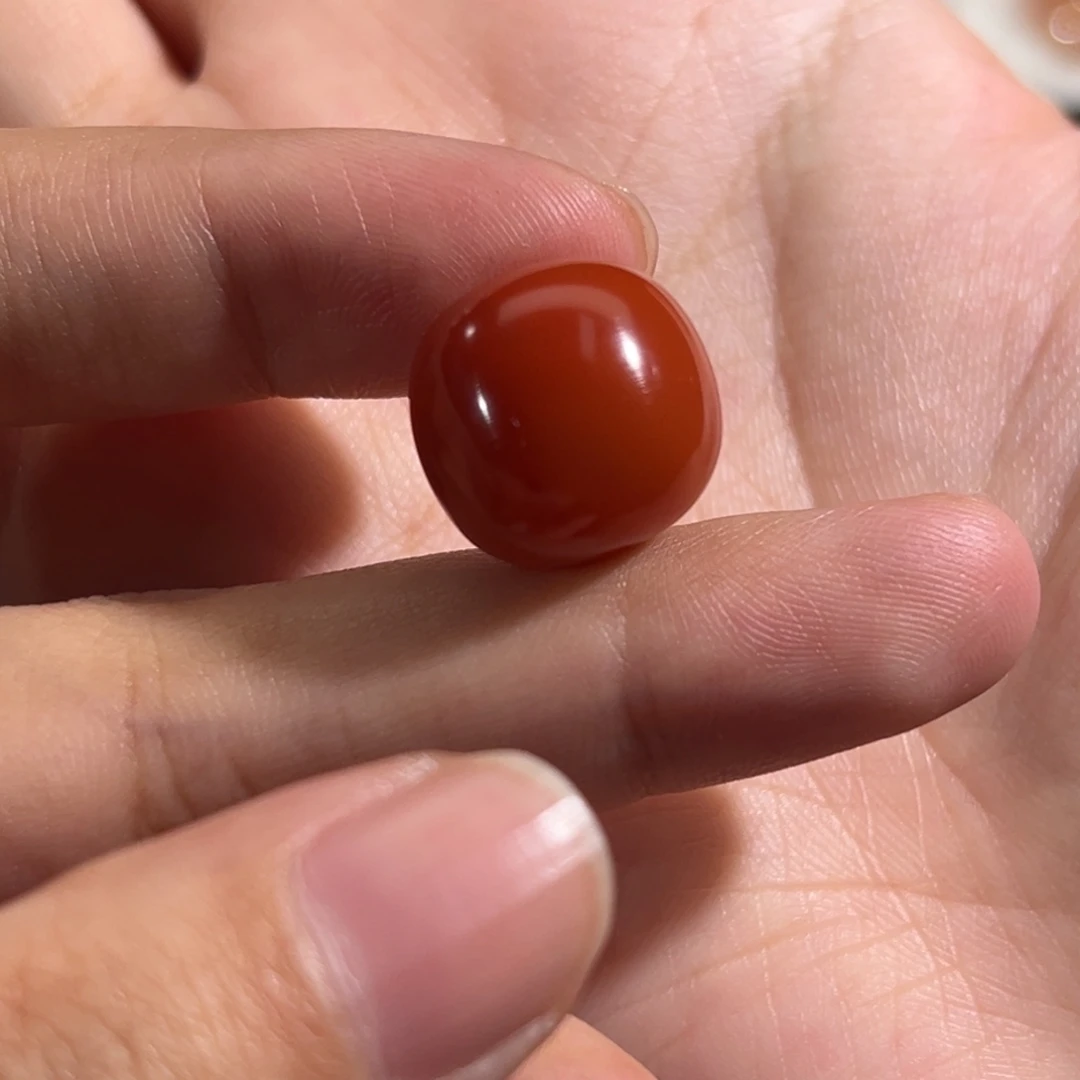 南红玛瑙未镶嵌老型珠15.8*15.3mm