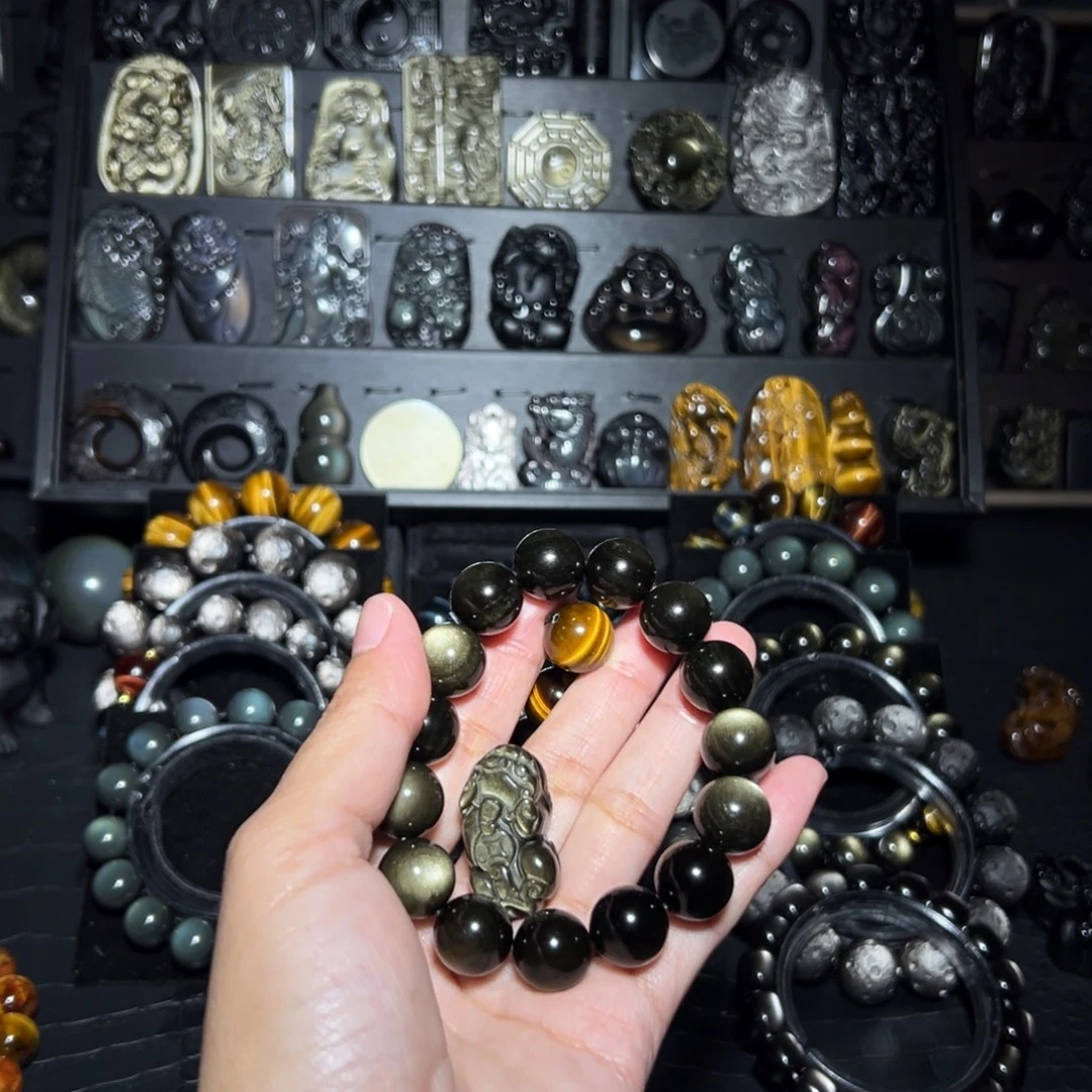 李***心黑曜岩未镶嵌手链