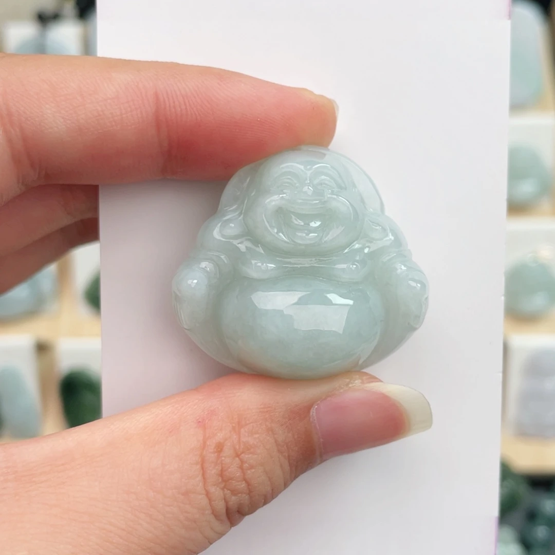 K***K翡翠未镶嵌颈饰佛公（包容心）