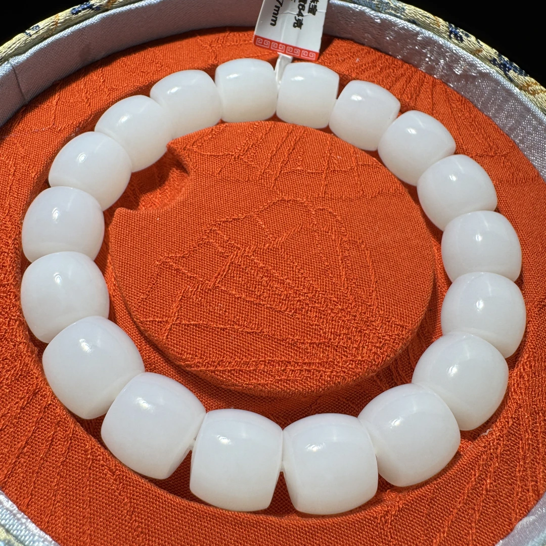 和田玉一级白手串细度过灯