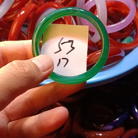 玛瑙/玉髓手镯未镶嵌