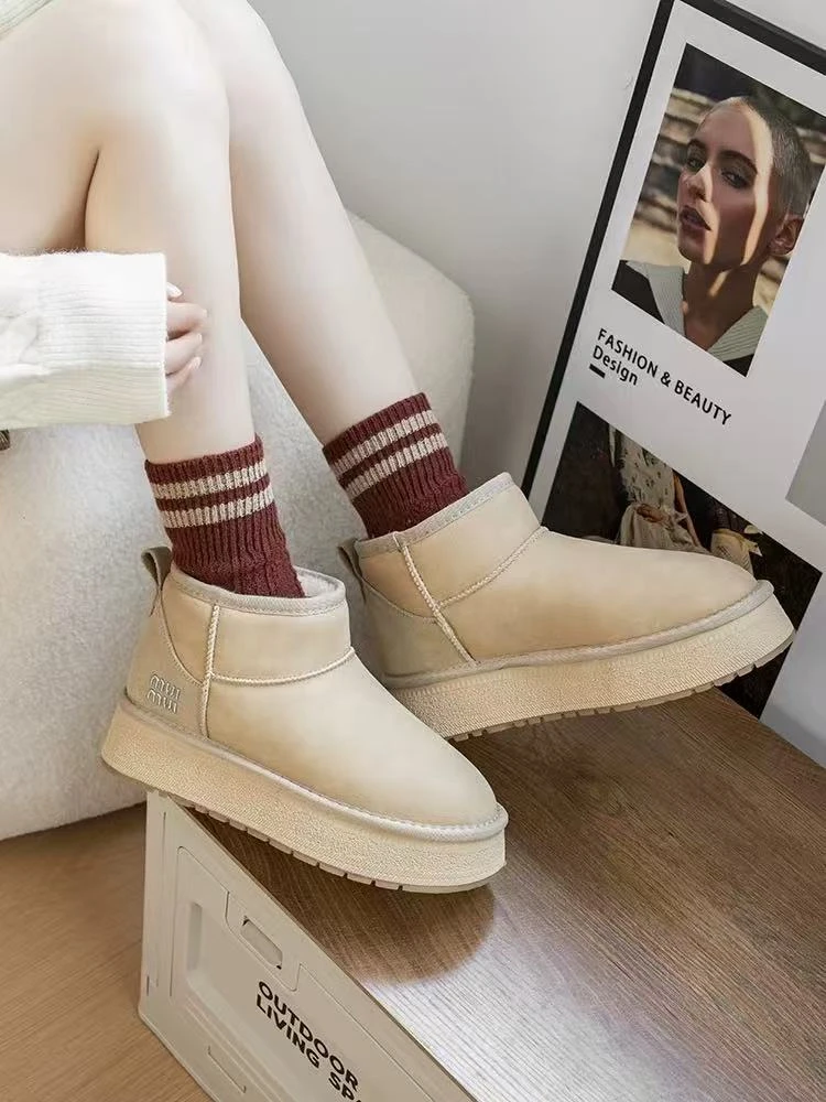 皮面厚底雪地靴2025冬季新款加绒加厚防滑防水保暖棉鞋