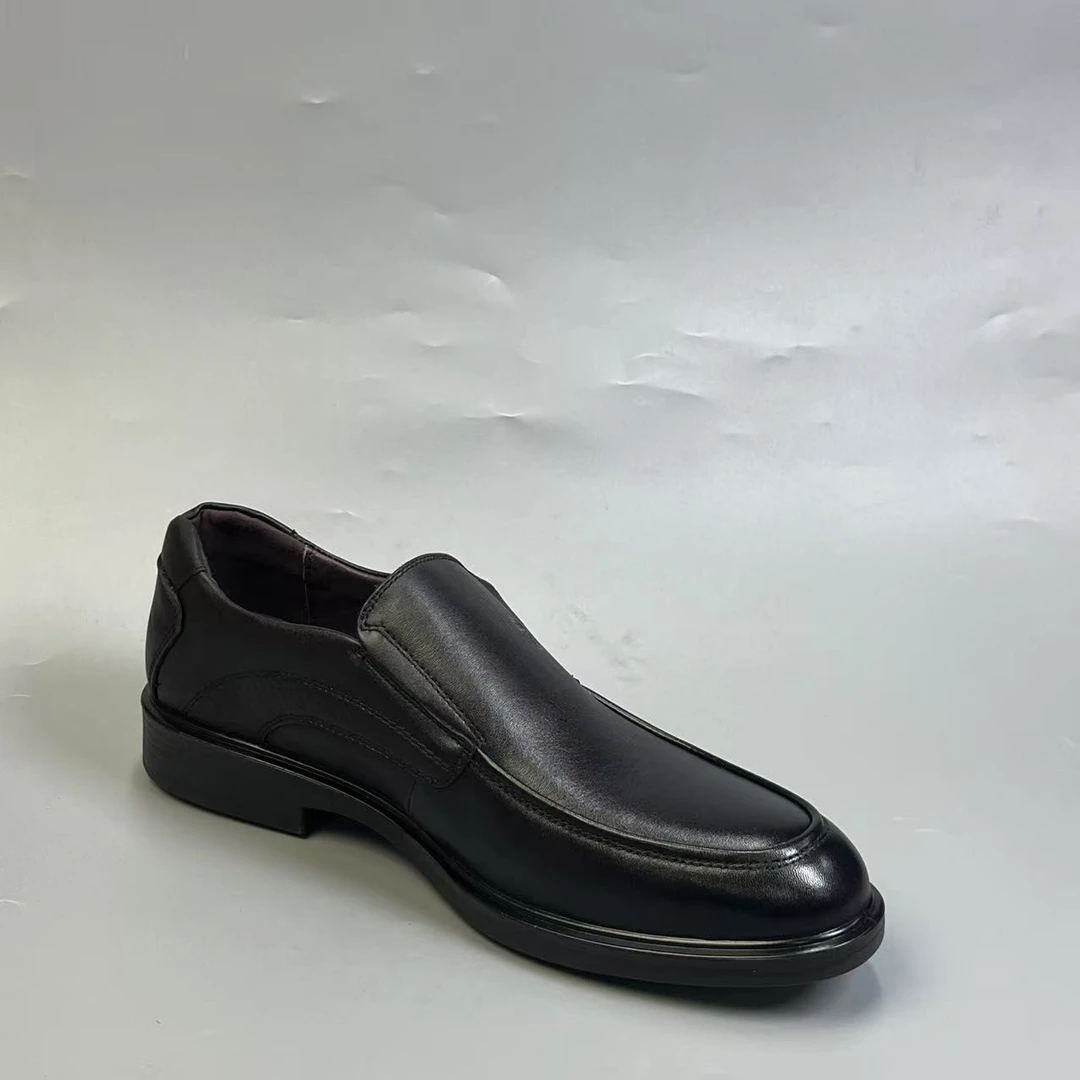 1075时尚百搭休闲透气男鞋