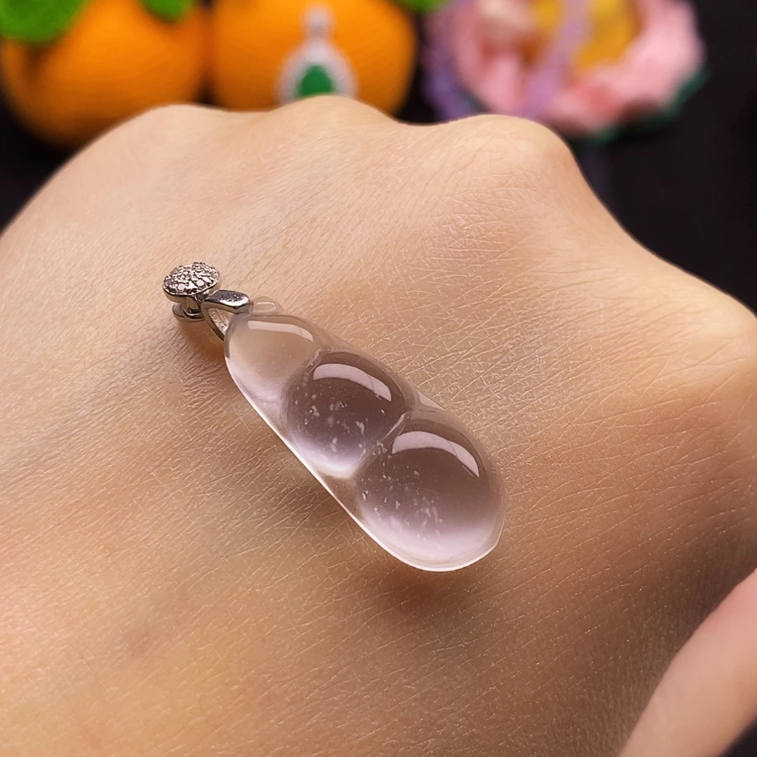 石英质玉未镶嵌颈饰